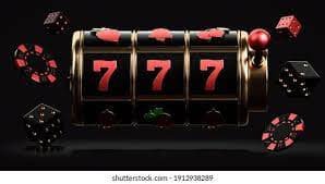 SHBET Wave Money KBZPay AYA Pay ဖြင့် ငွေသွင်းနေသော မြန်မာ ကစားသမား မိုဘိုင်းဖုန်းနှင့်
